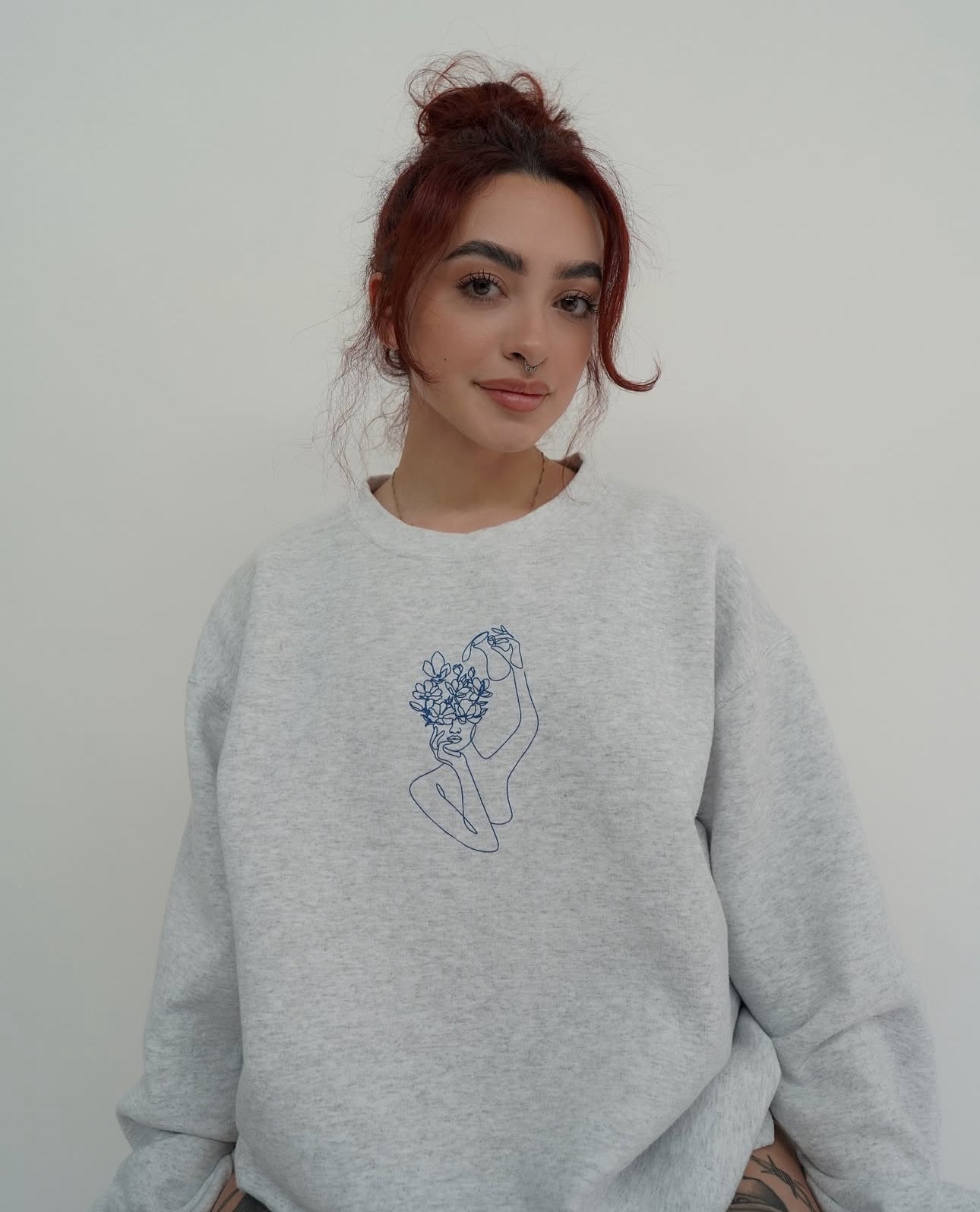GRACIAS POR EXISTIR Crewnecks